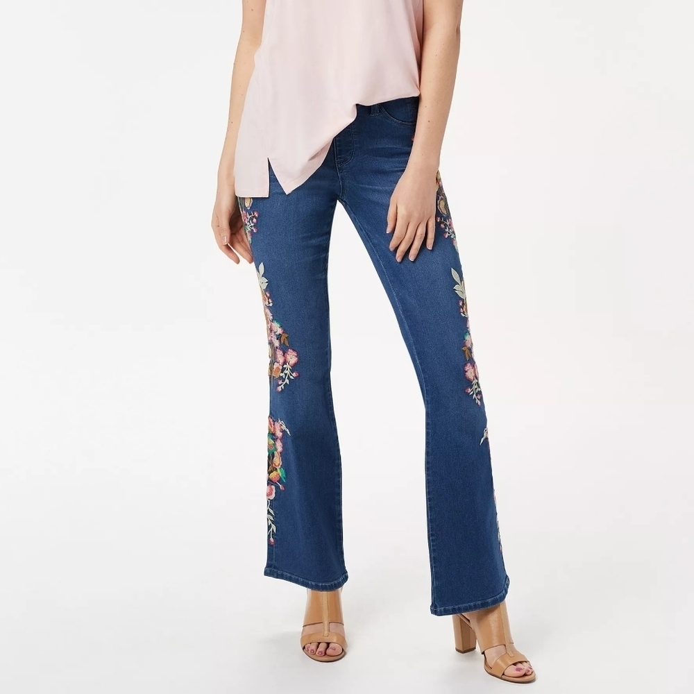 Laurie Felt Silky Embroidered Stretch Denim Bootcut Jeans Mid-Rise Sm/Petite